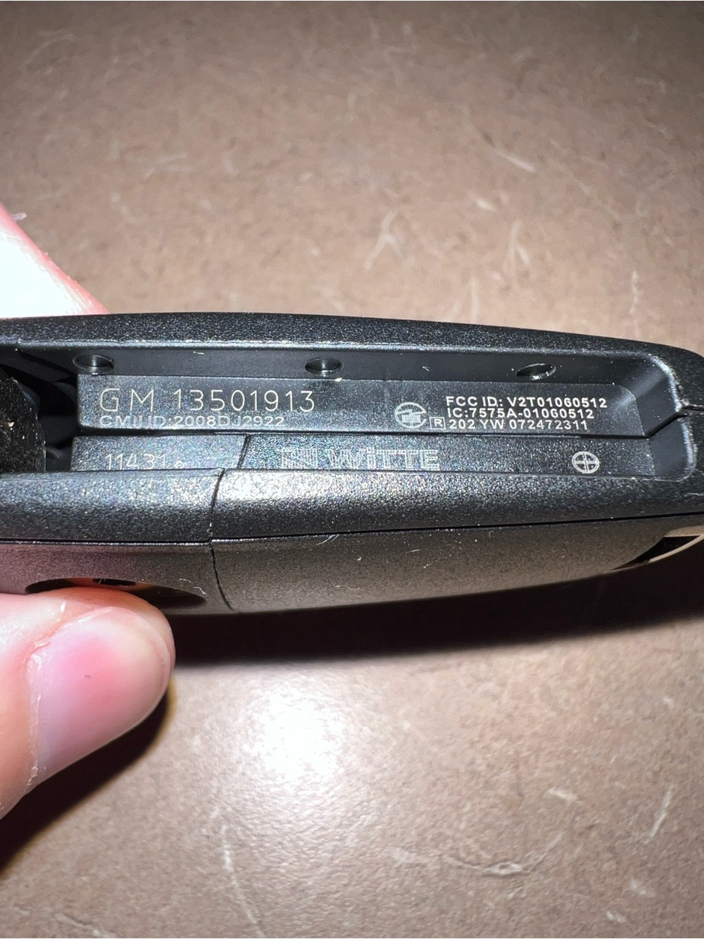 GM KeyFob Replacement Shell - Outer Case - Picture 5 of 6